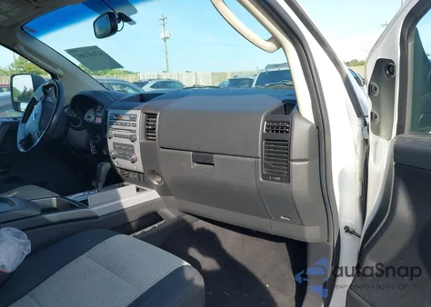 2008 Nissan Titan Pro-4X z USA, uszkodzony, nr VIN 1N6AA07FX8N309885